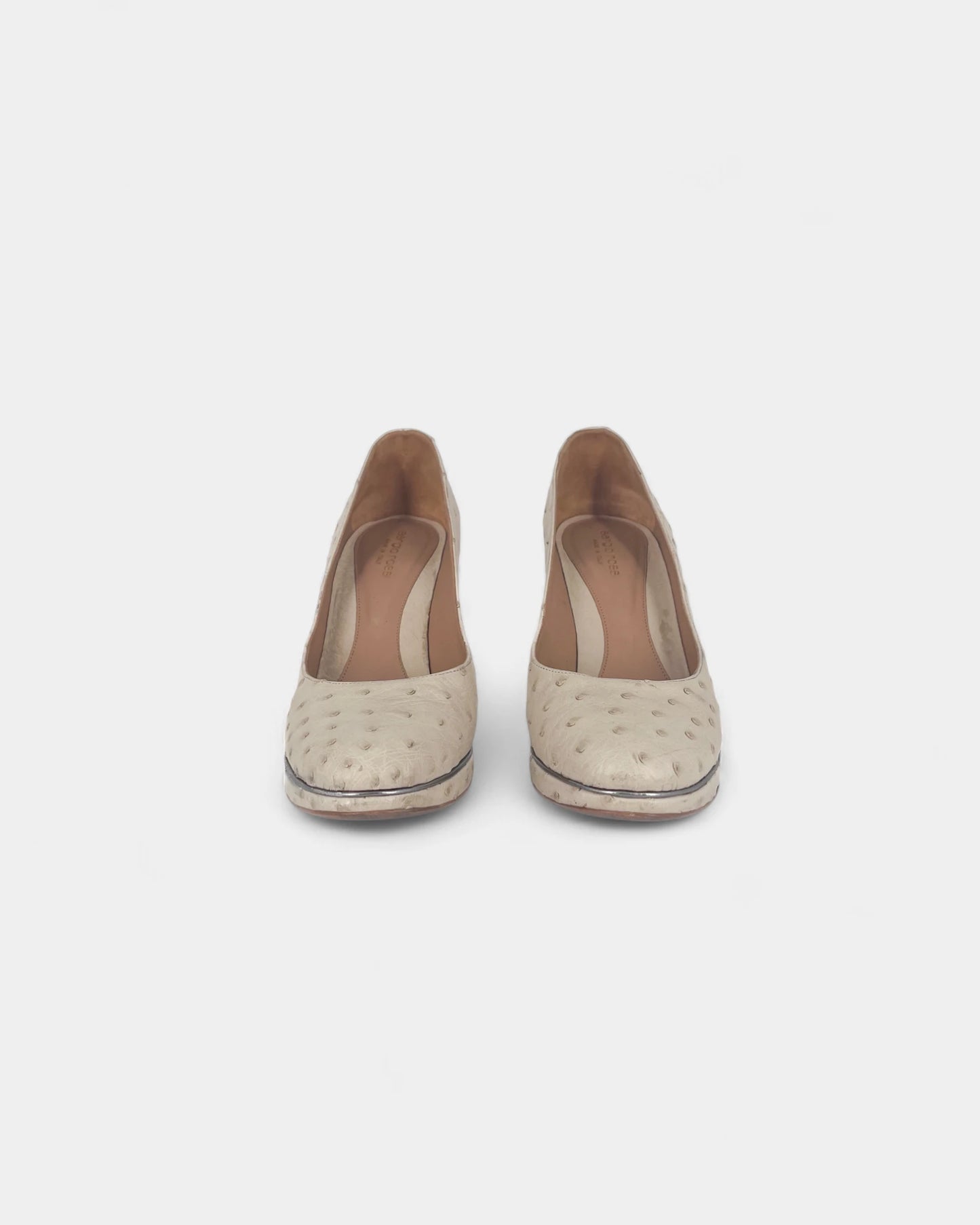 Escarpins crème en cuir d'autruche - 40 EU / 9 US