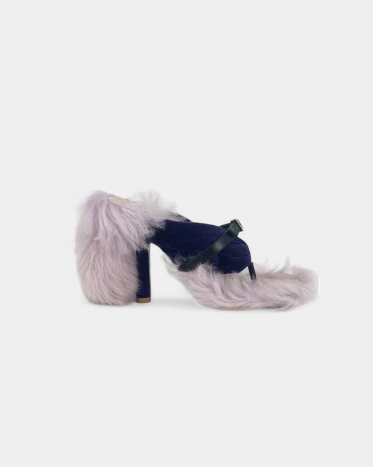 Mules violettes à talons et en fausse fourrure - 38.5 EU / 7.5 US