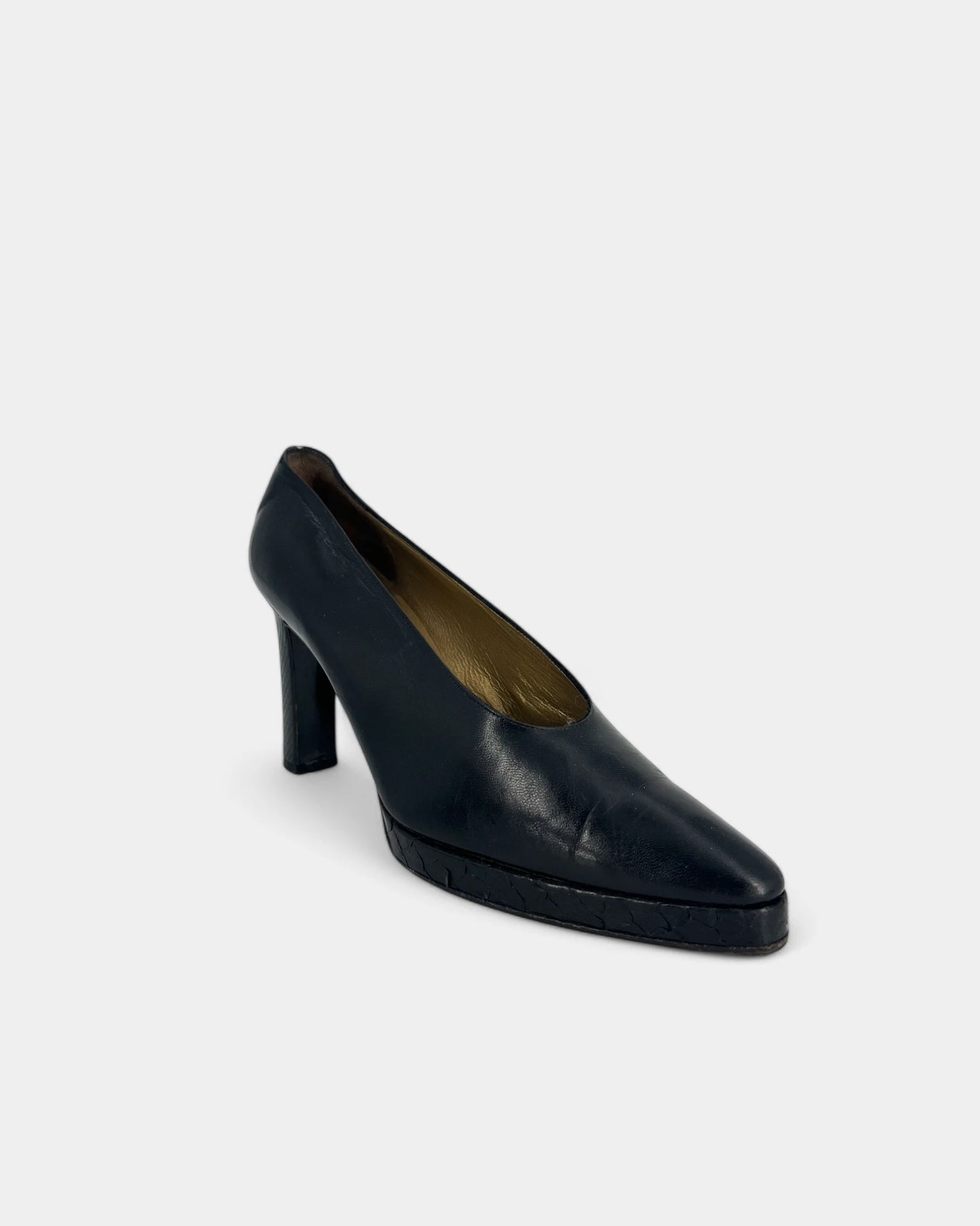 Black pumps - 37.5 EU / 6.5 US