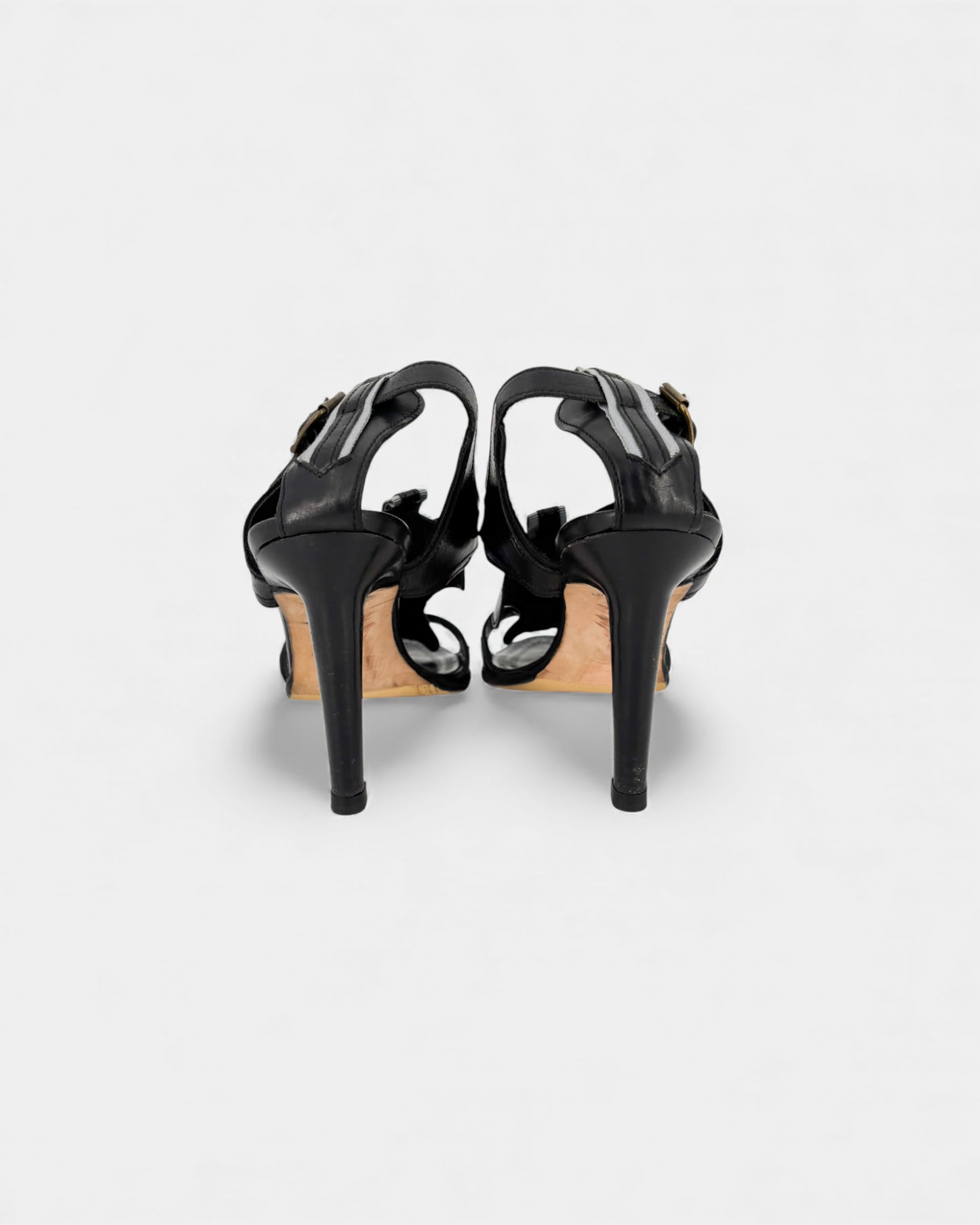 Sandales noires en cuir