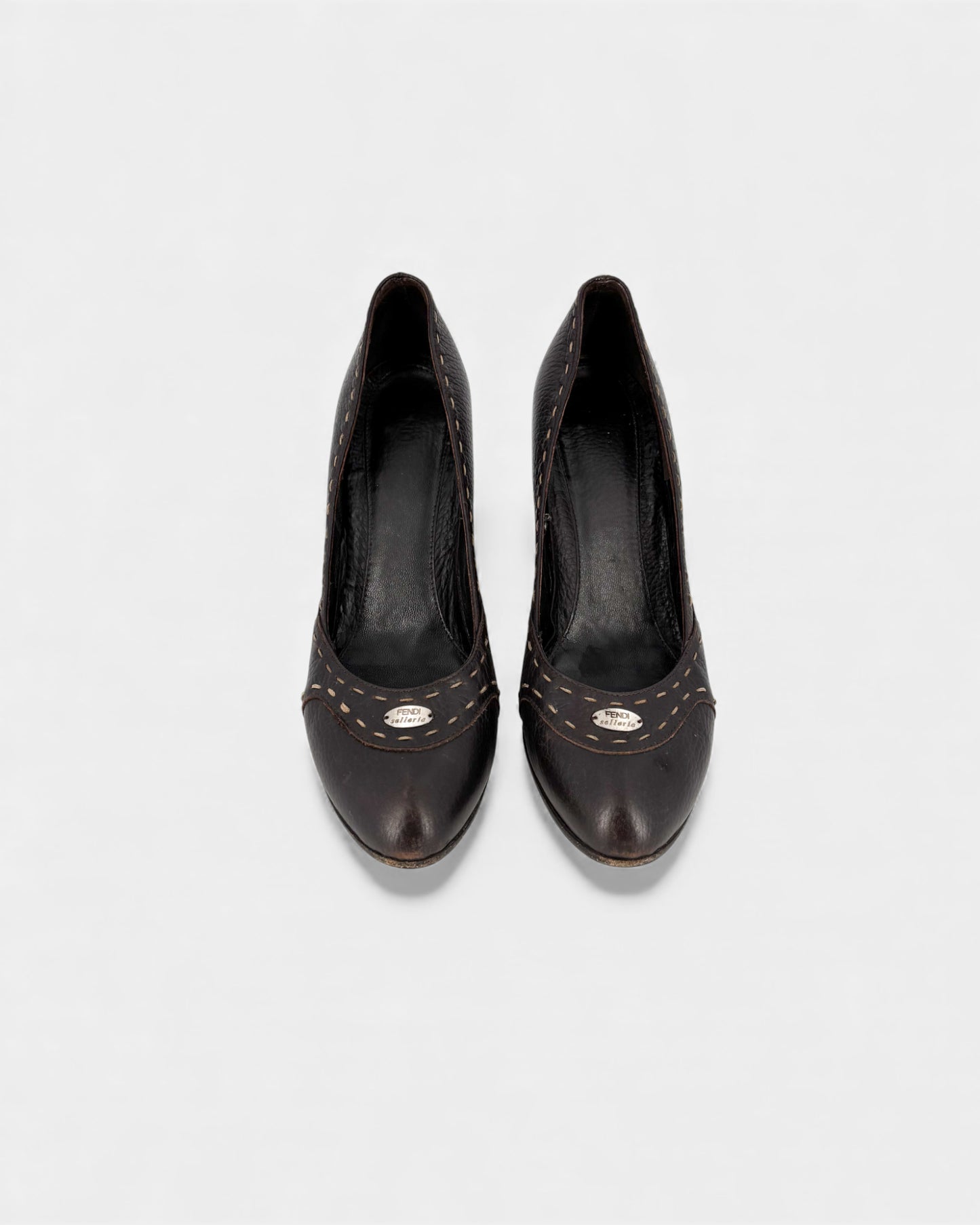 Escarpins cuir marron compensés