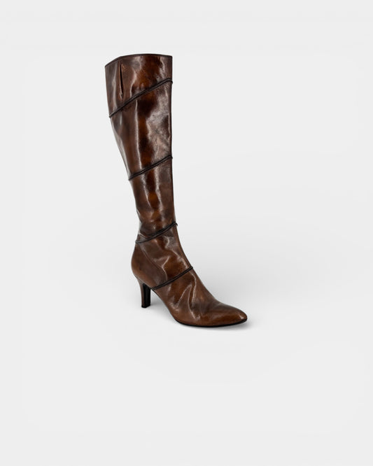 Botte haute en cuir patiné brun