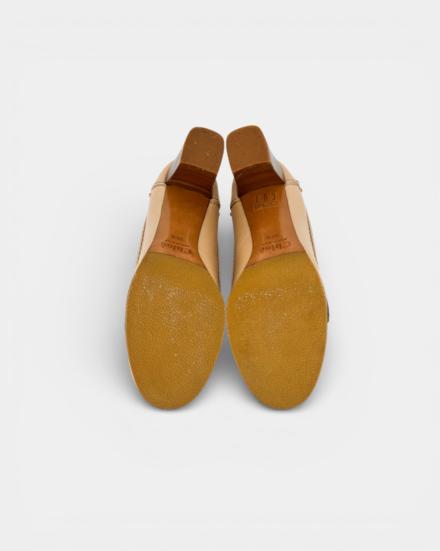 Mocassins à talon beige