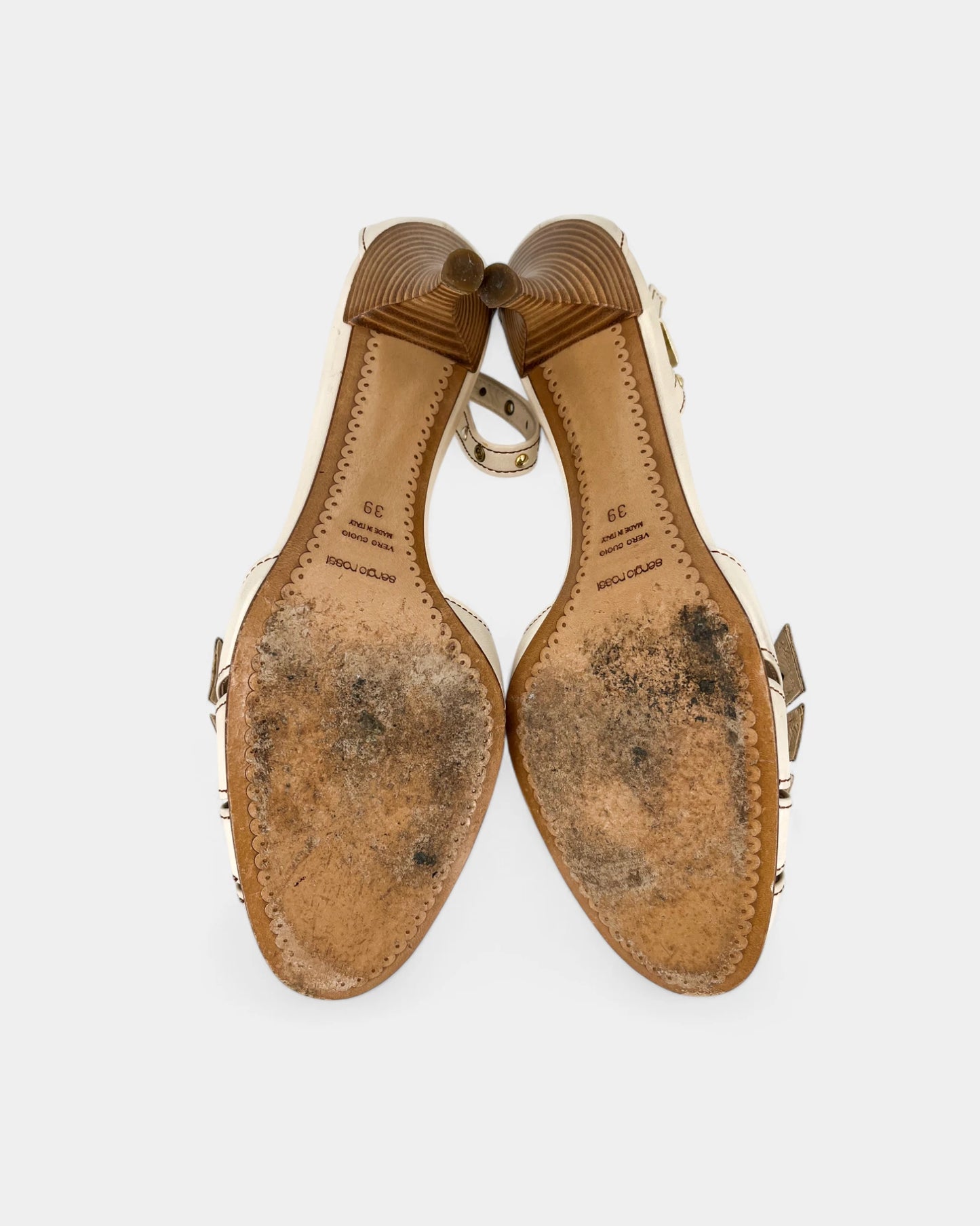 White pumps with bows - 39 EU / 8 US