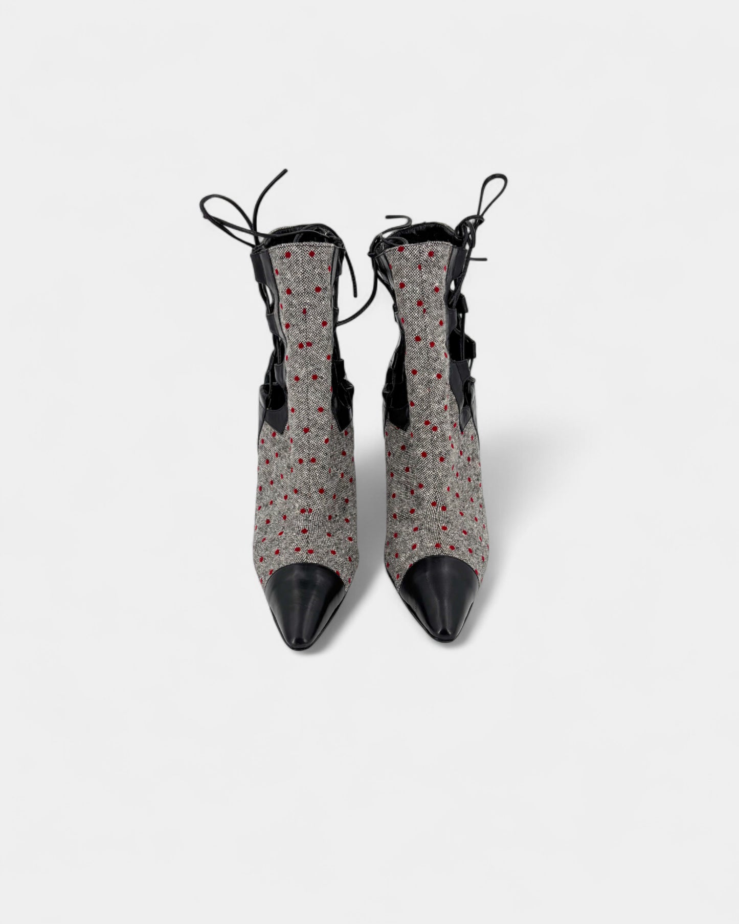 Bottines grises à pois