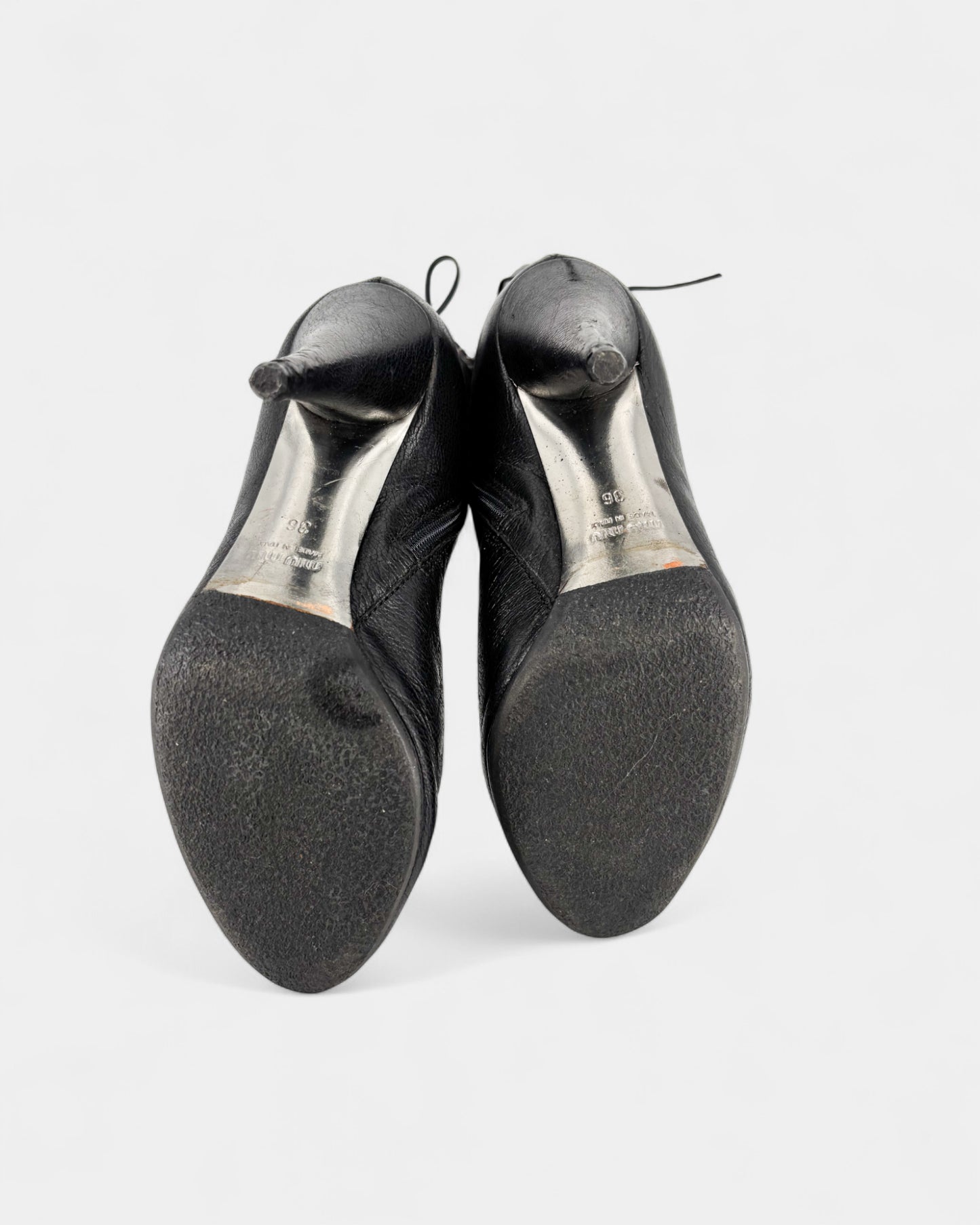 Bottes en cuir avec laçages