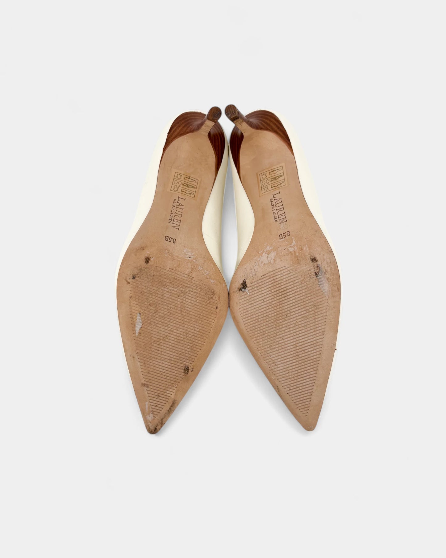 Escarpins en cuir crème - 38,5 EU / 7,5 US