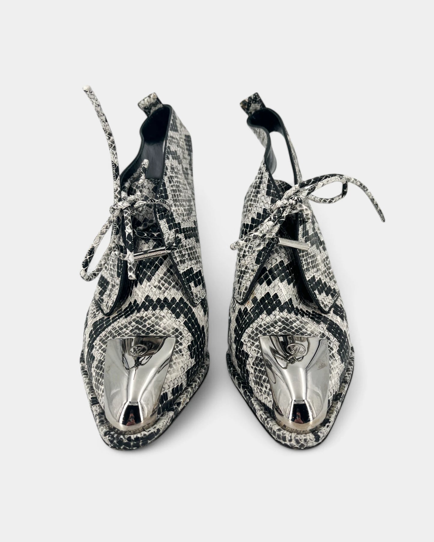 Escarpins en python noir et blanc - 39 EU / 8 US