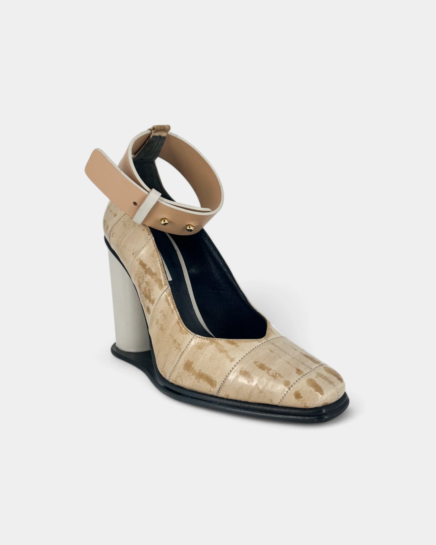 Escarpins beiges à imprimé reptile - 38 EU / 7 US