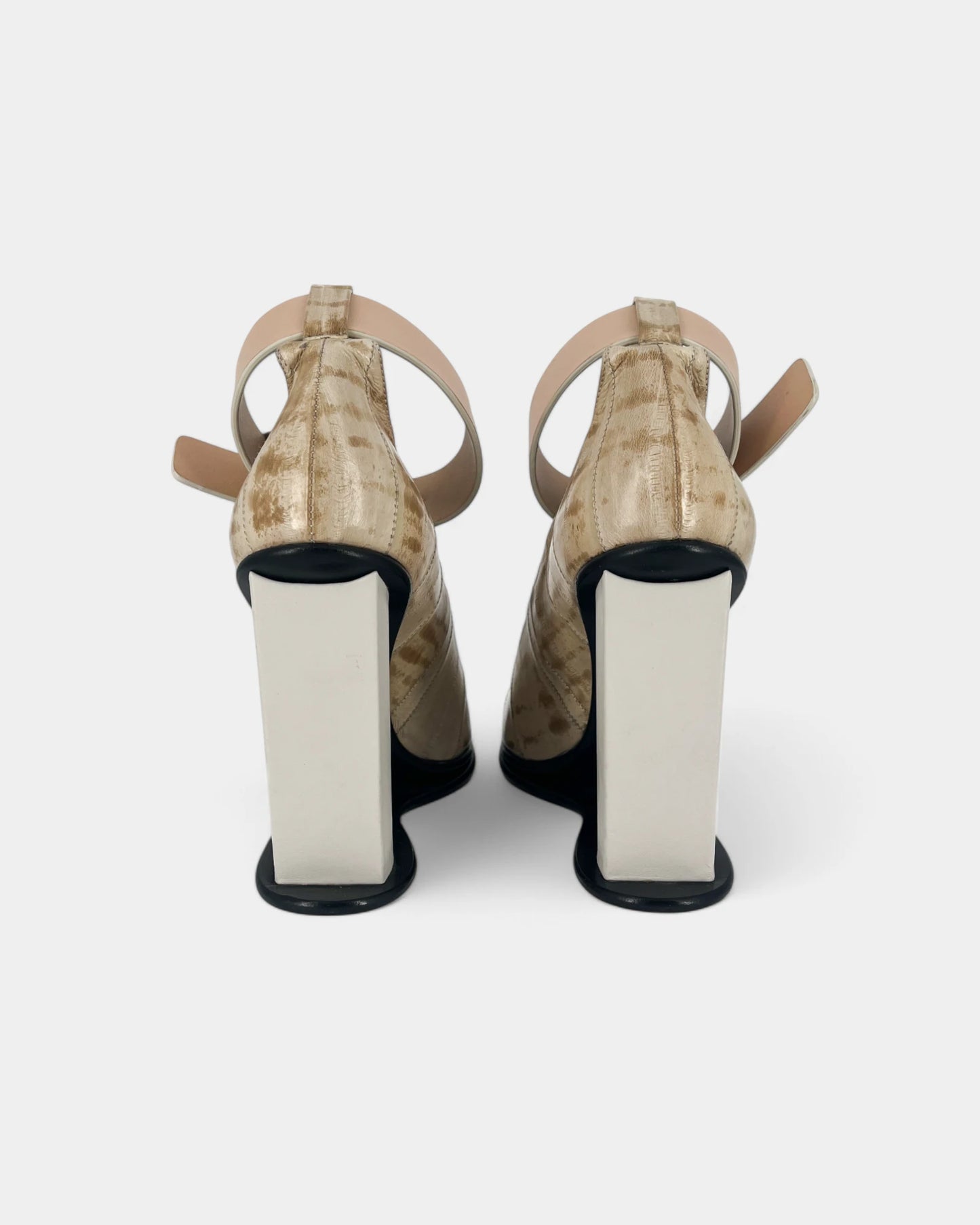 Escarpins beiges à imprimé reptile - 38 EU / 7 US