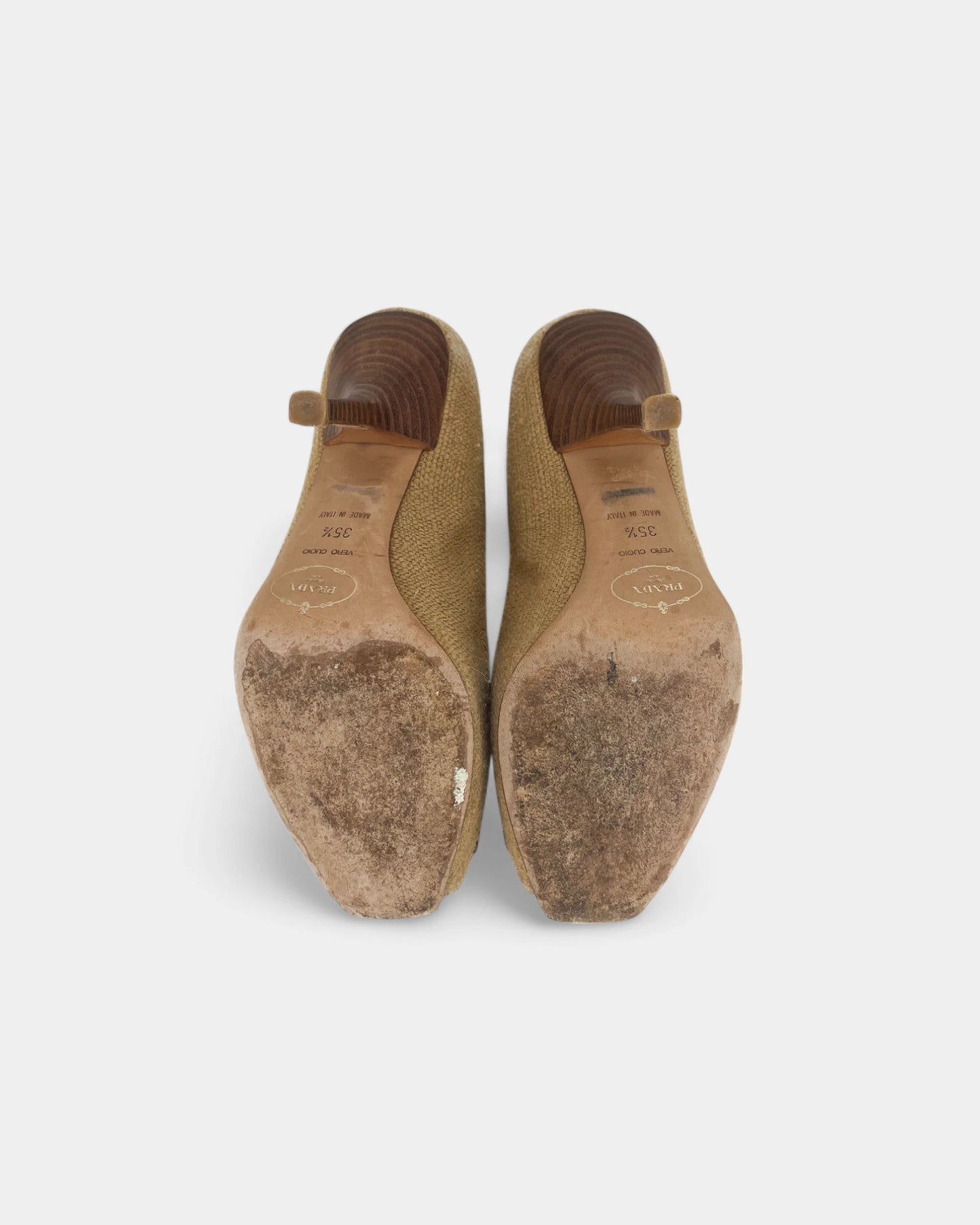 Beige canvas pumps - 35.5 EU / 4.5 US