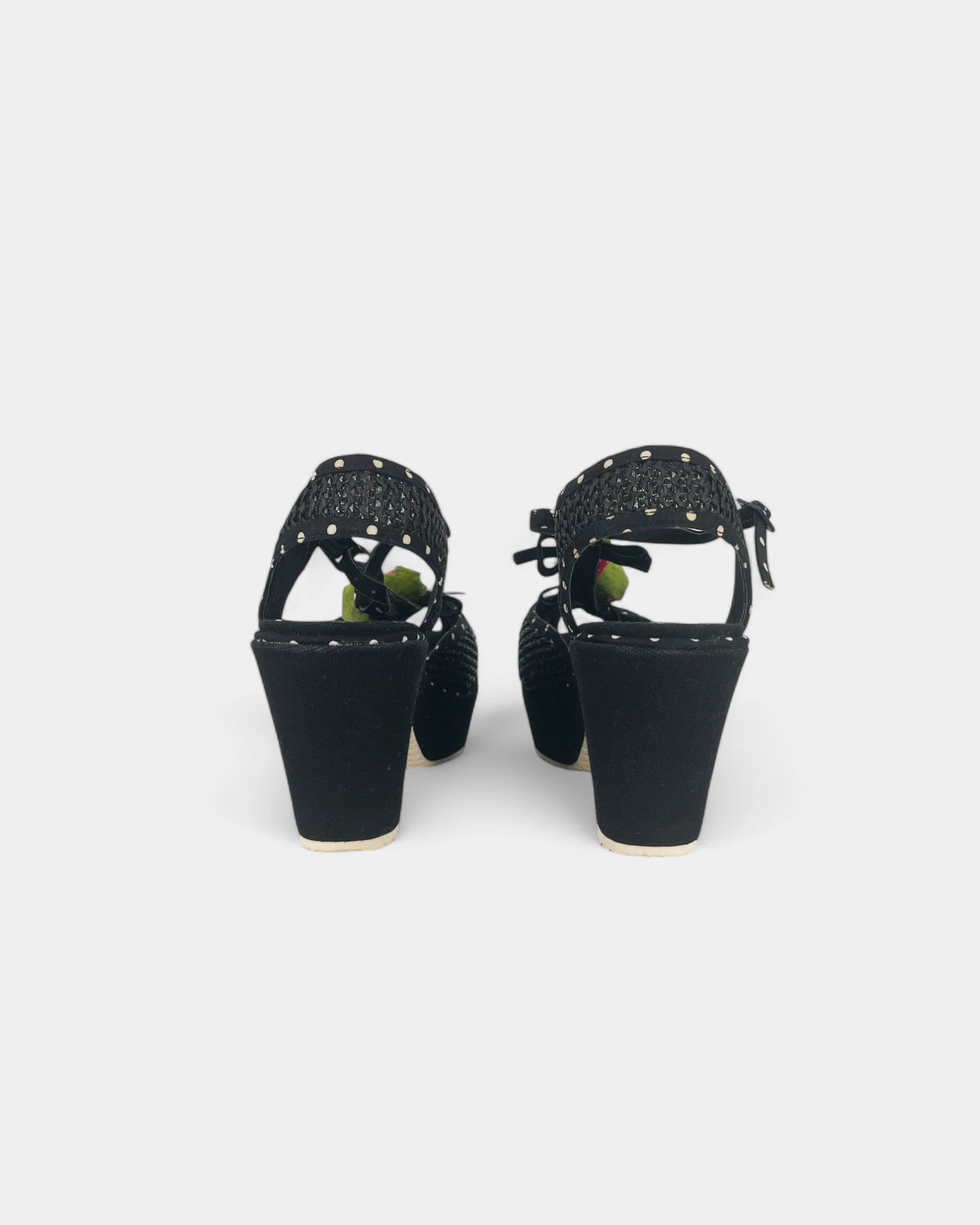 Sandales à plateforme à pois - 39 EU / 8 US