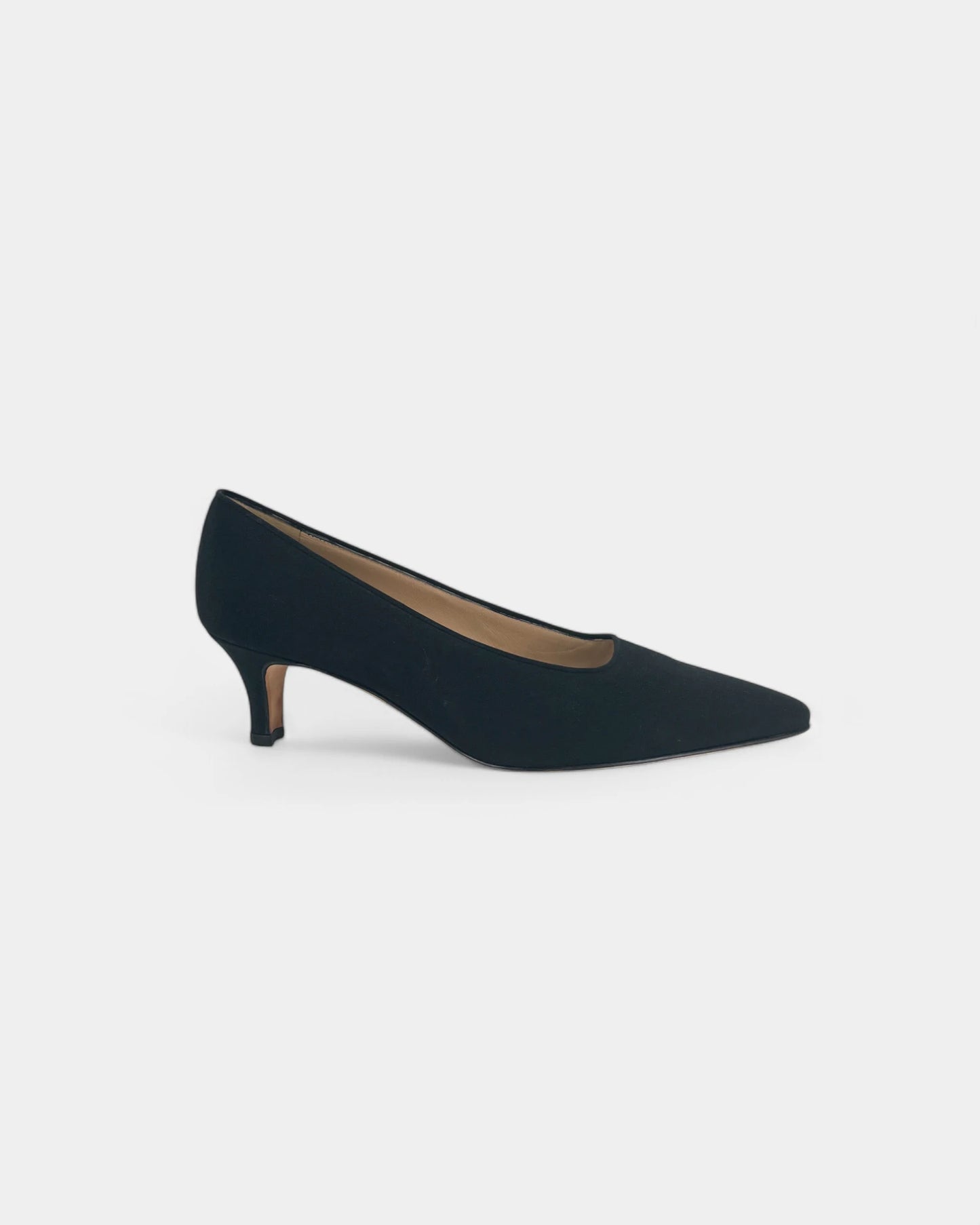 Black low heel pumps - 38 EU / 7 US