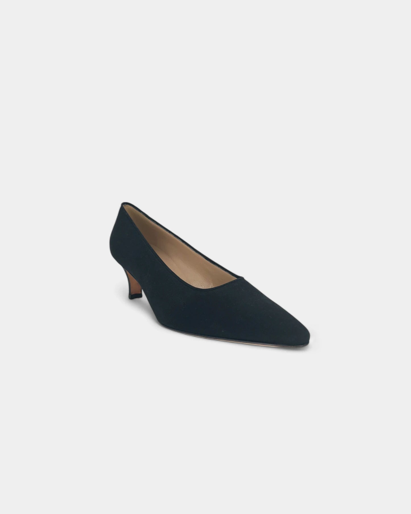 Black low heel pumps - 38 EU / 7 US