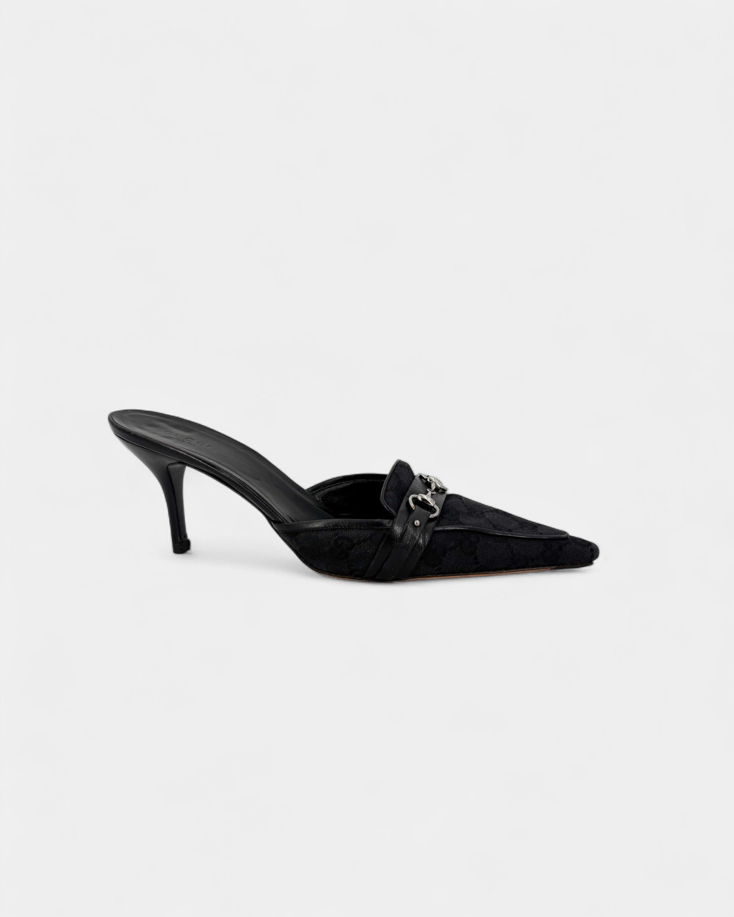 Mules noires à talons