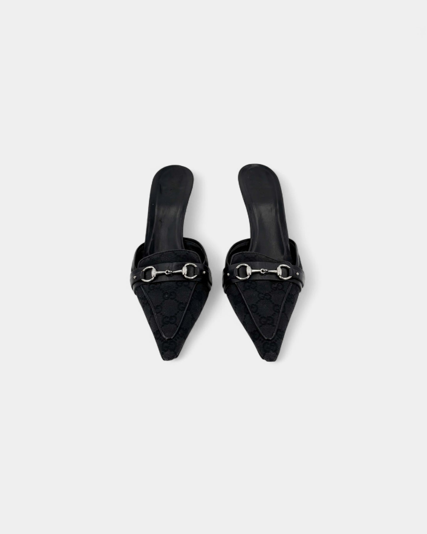 Mules noires à talons