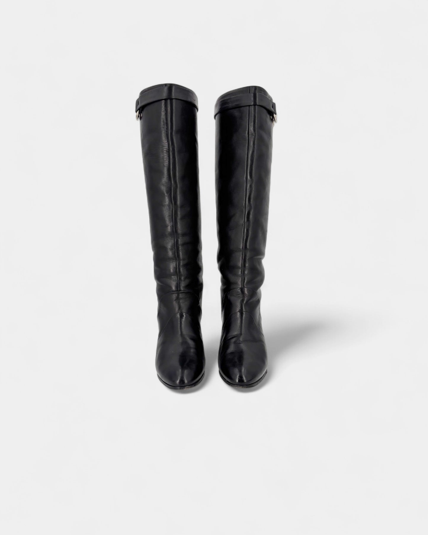 Bottes en cuir noir