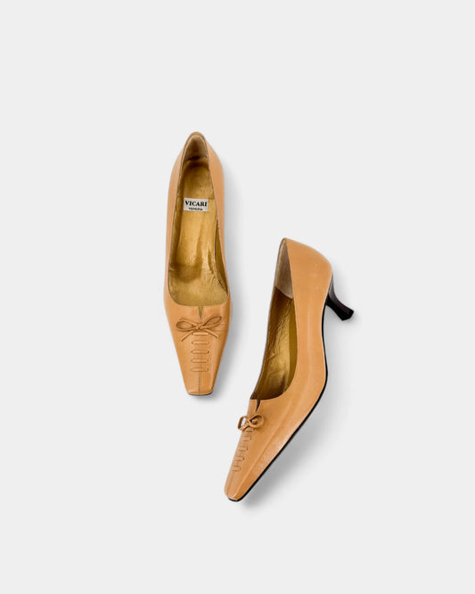 Escarpins noeud beige - 39.5EU / 8.5 US