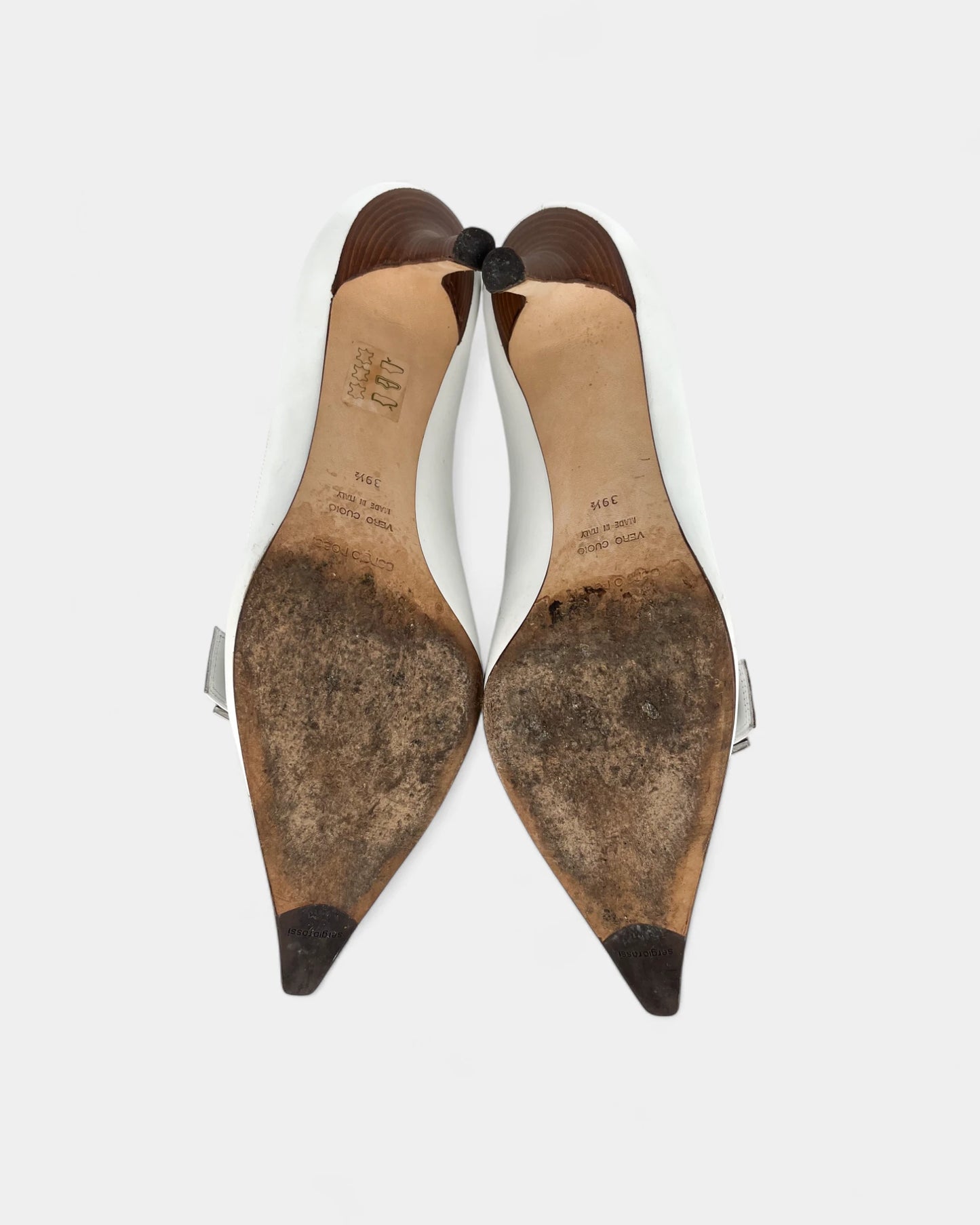 White pumps - 39.5 EU / 8.5 US