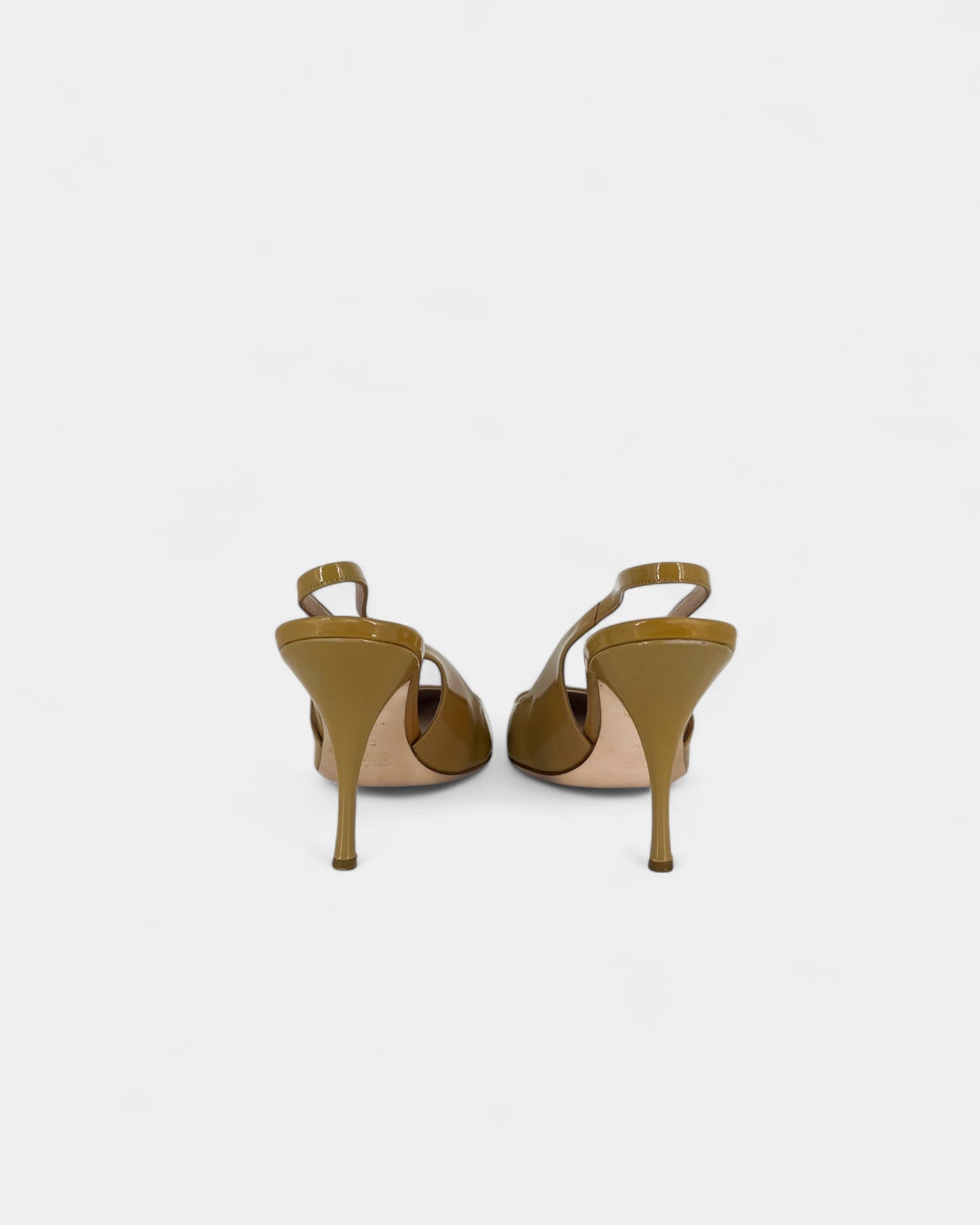 Camel slingbacks - 38.5 EU / 7.5 US