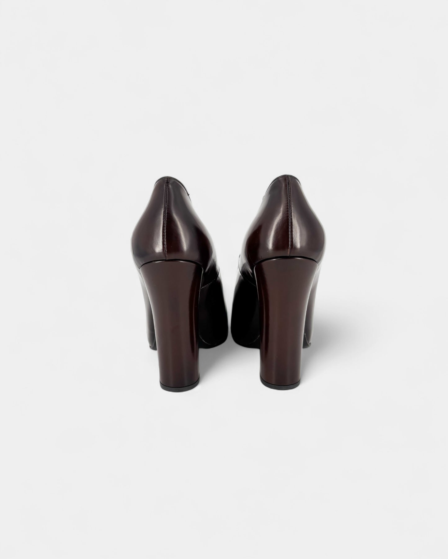 Escarpins en cuir marron