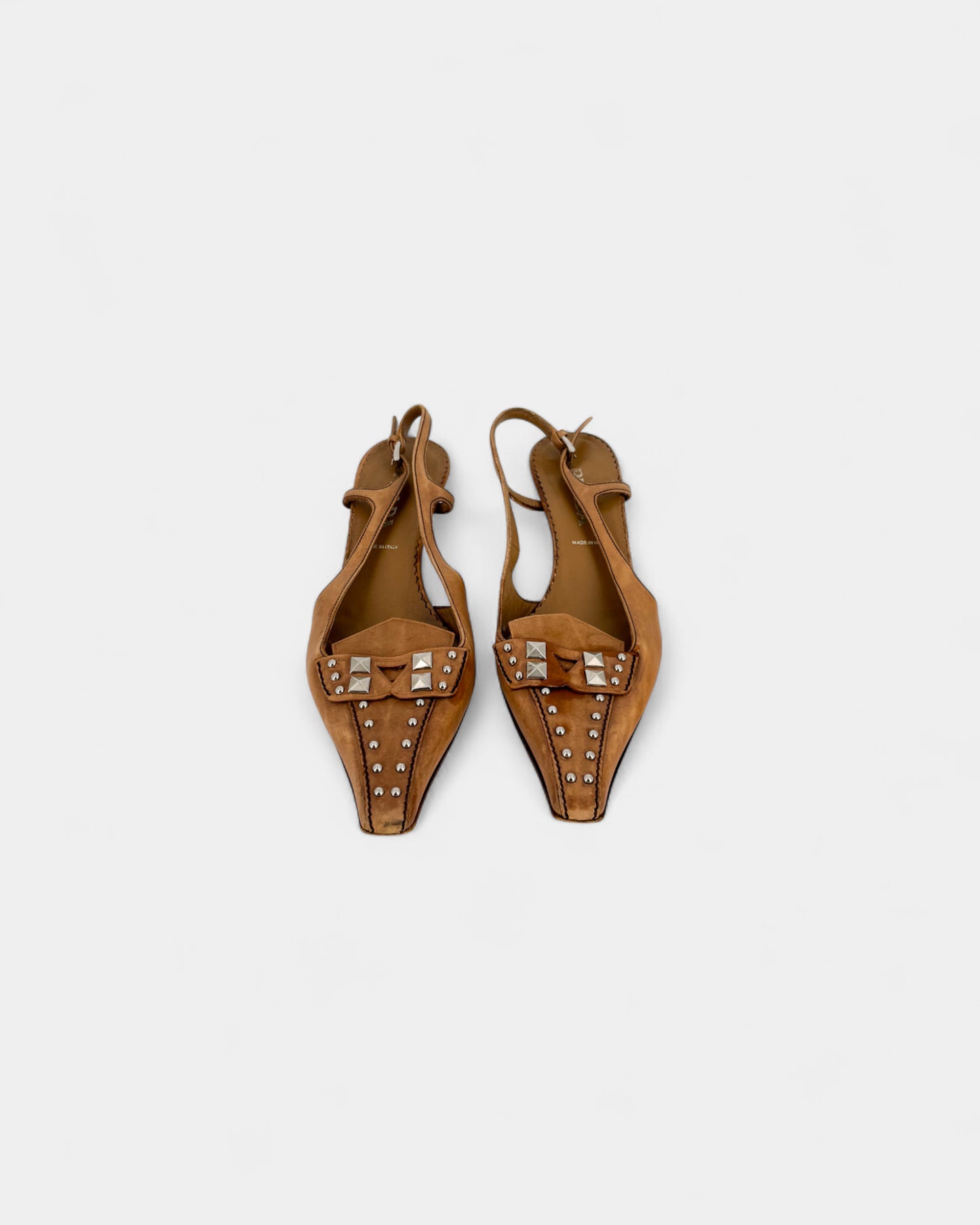 Slingbacks en cuir marron clouté