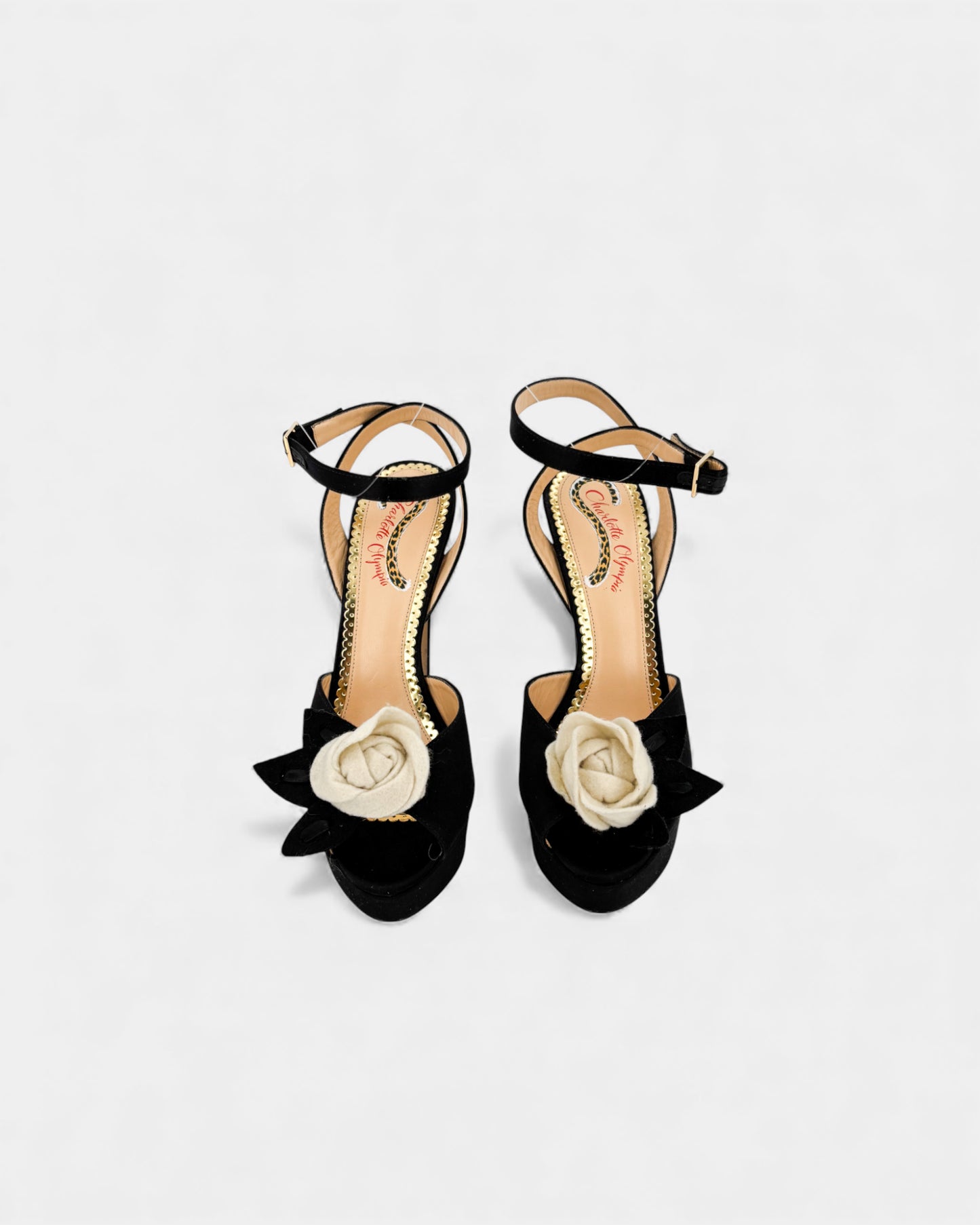 Sandales hautes noires et blanches