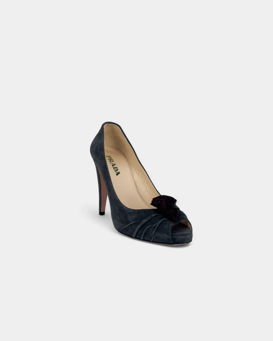 Grey suede pumps - 35 EU / 4 US