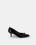 Escarpins en cuir verni noir à talon fin