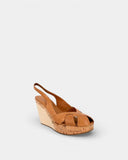 Sandales en cuir camel à talon compensé et liège