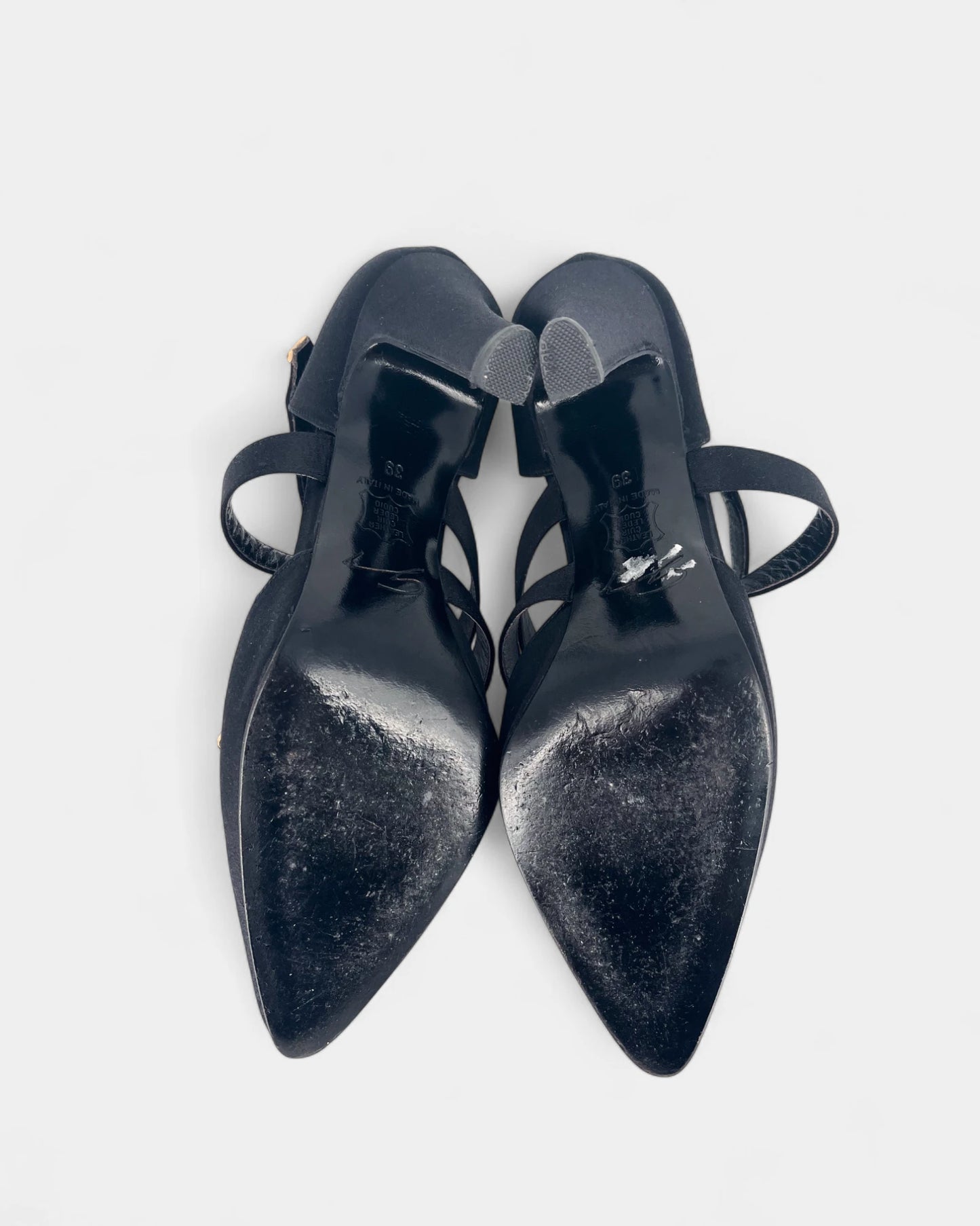 Escarpins noirs - 39 EU / 9 US