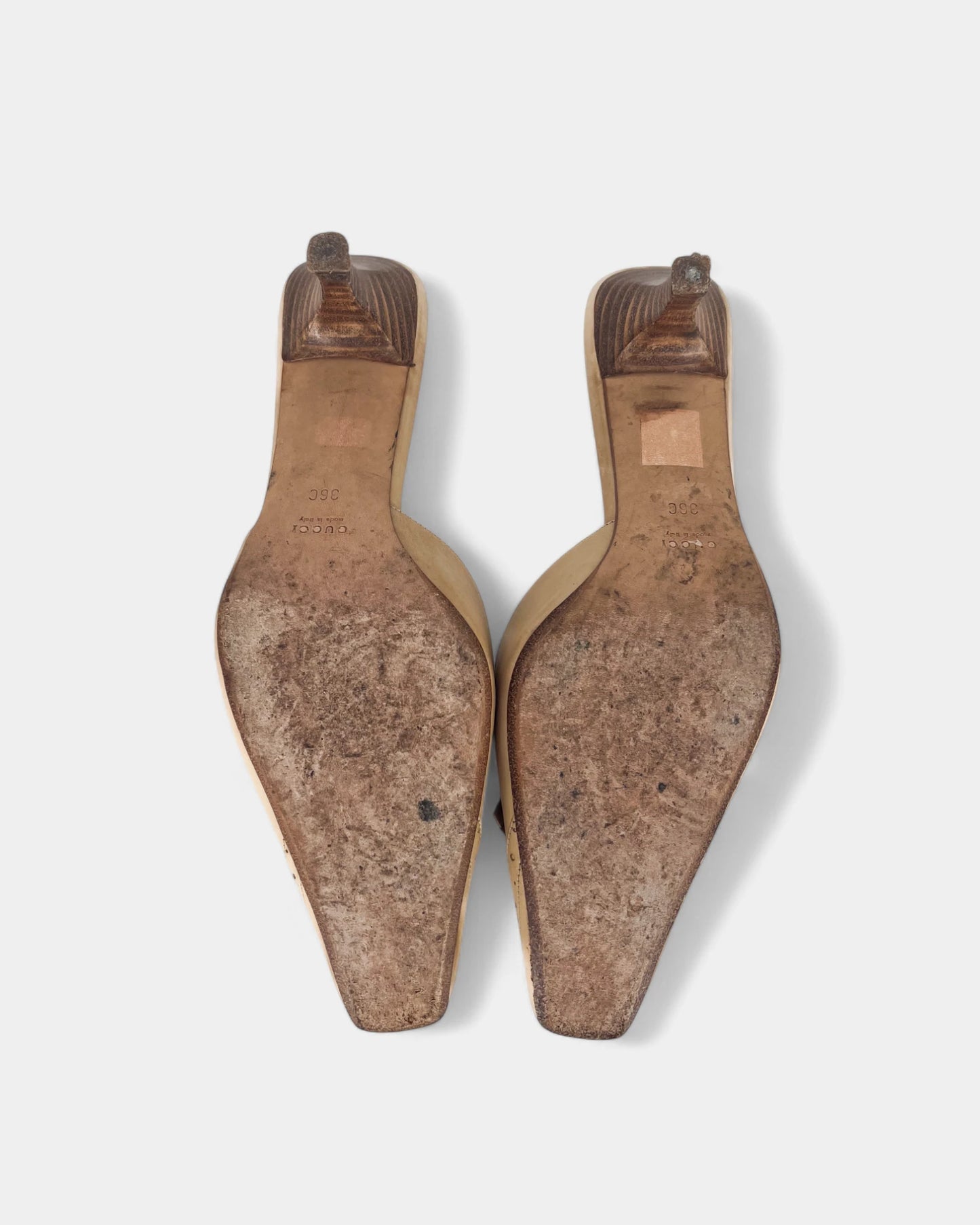 Mules beiges à talons - 36 EU / 6 US