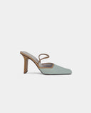 Slingbacks bleues et camels