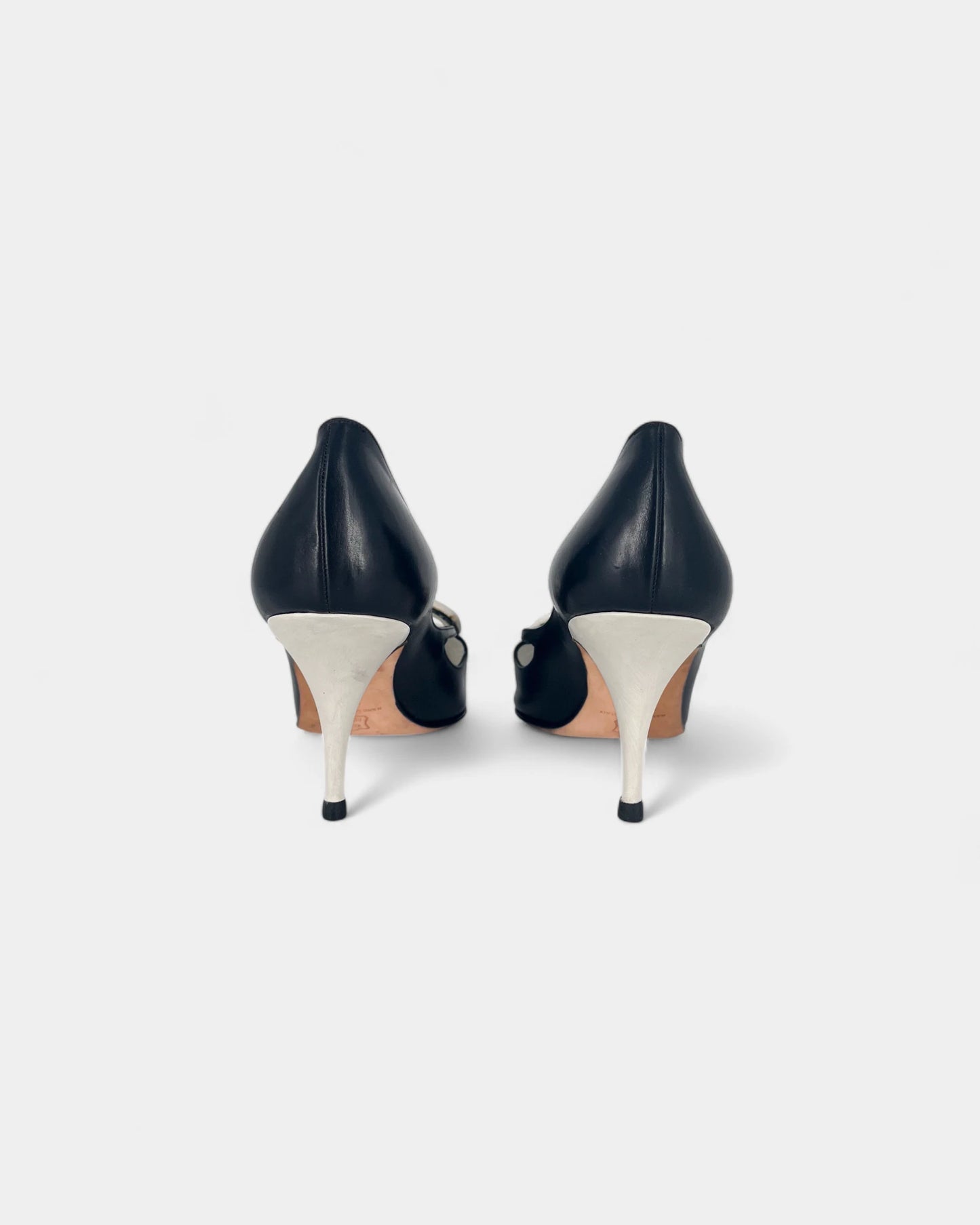 Escarpins noirs et blancs - 39.5 EU / 9.5 US