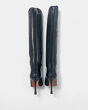 Bottes noires en cuir ajouré