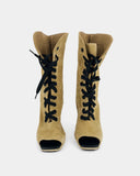 Bottines en daim beige à lacets