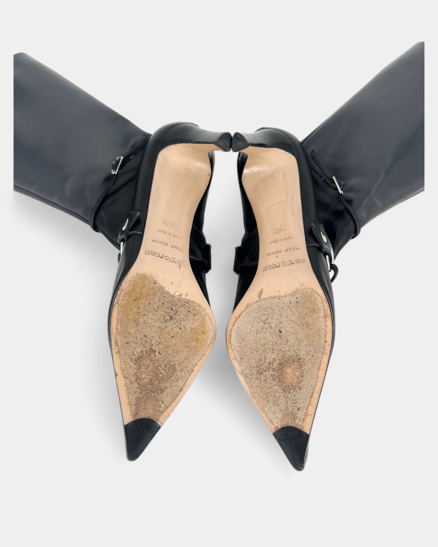 Black pointed toe boots