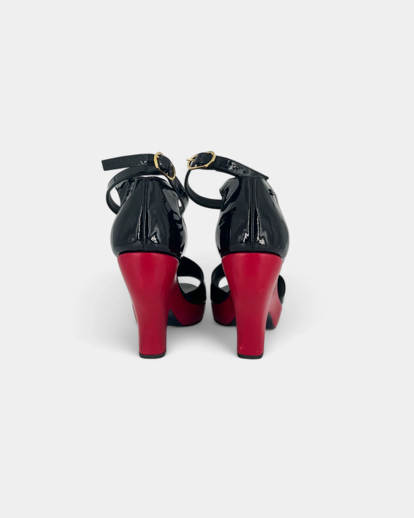 Escarpins ouverts rouges et noirs - 39.5 EU / 9.5 US