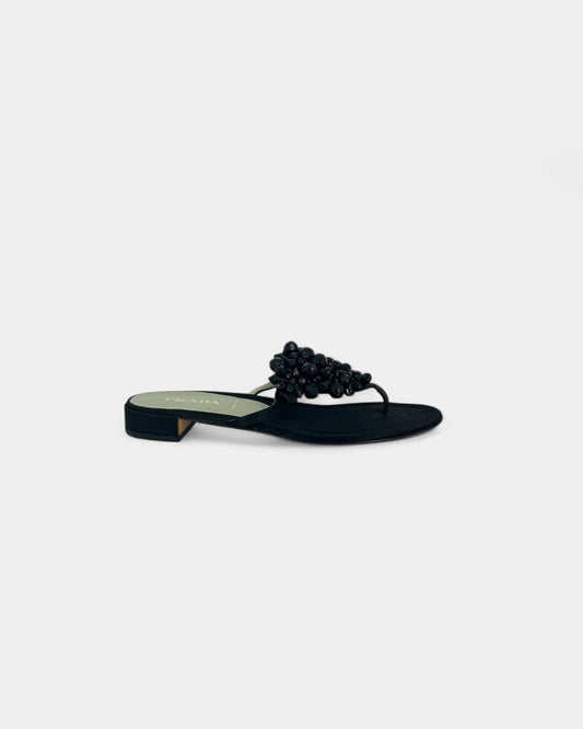 Black pearl sandals