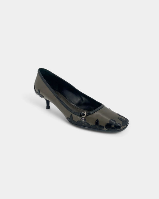 Escarpins gris en cuir verni - 39 EU / 9 US