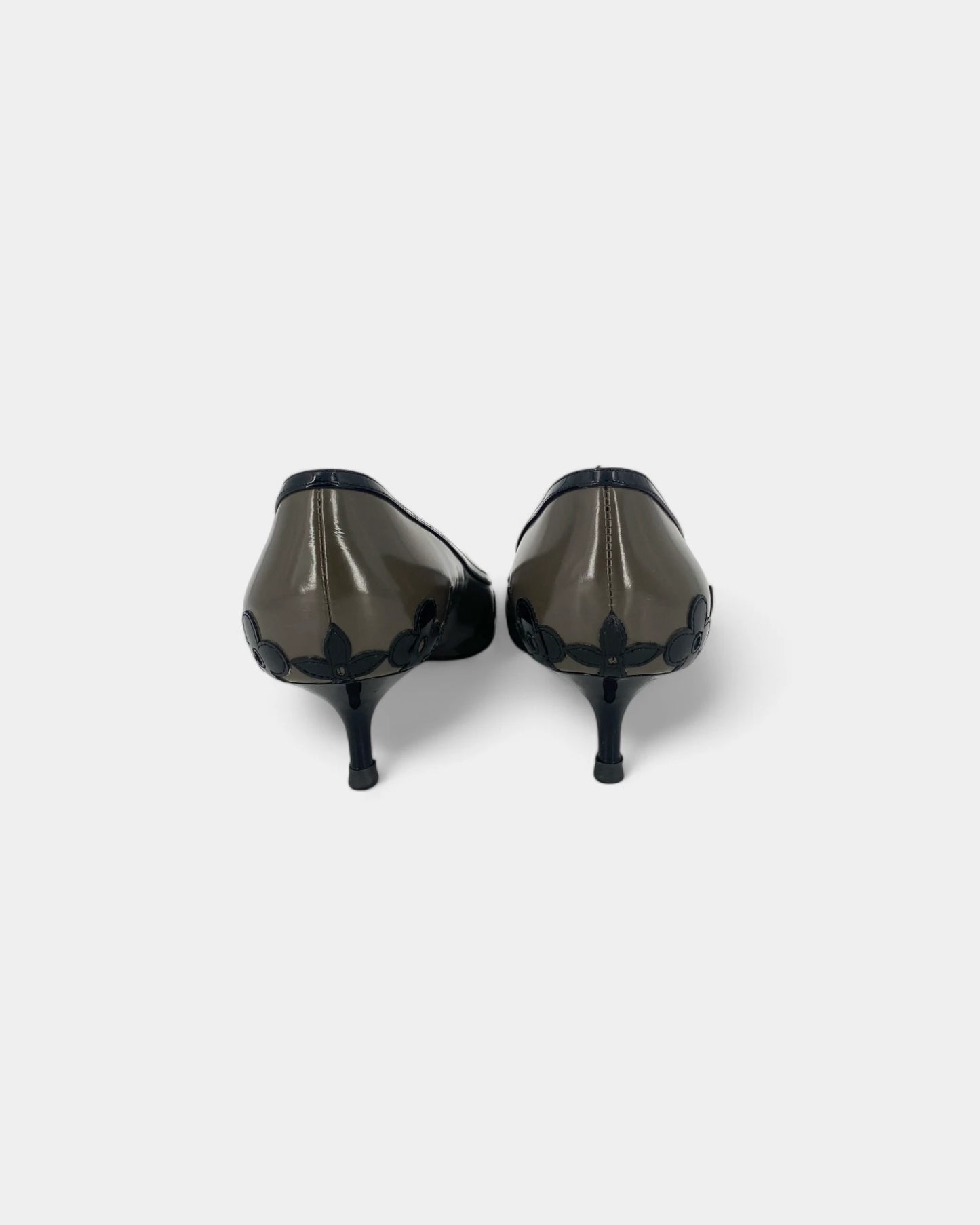 Escarpins gris en cuir verni - 39 EU / 9 US