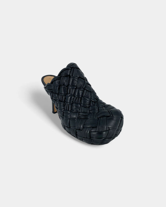 Mules noires à talons - 37.5 EU / 7.5 US