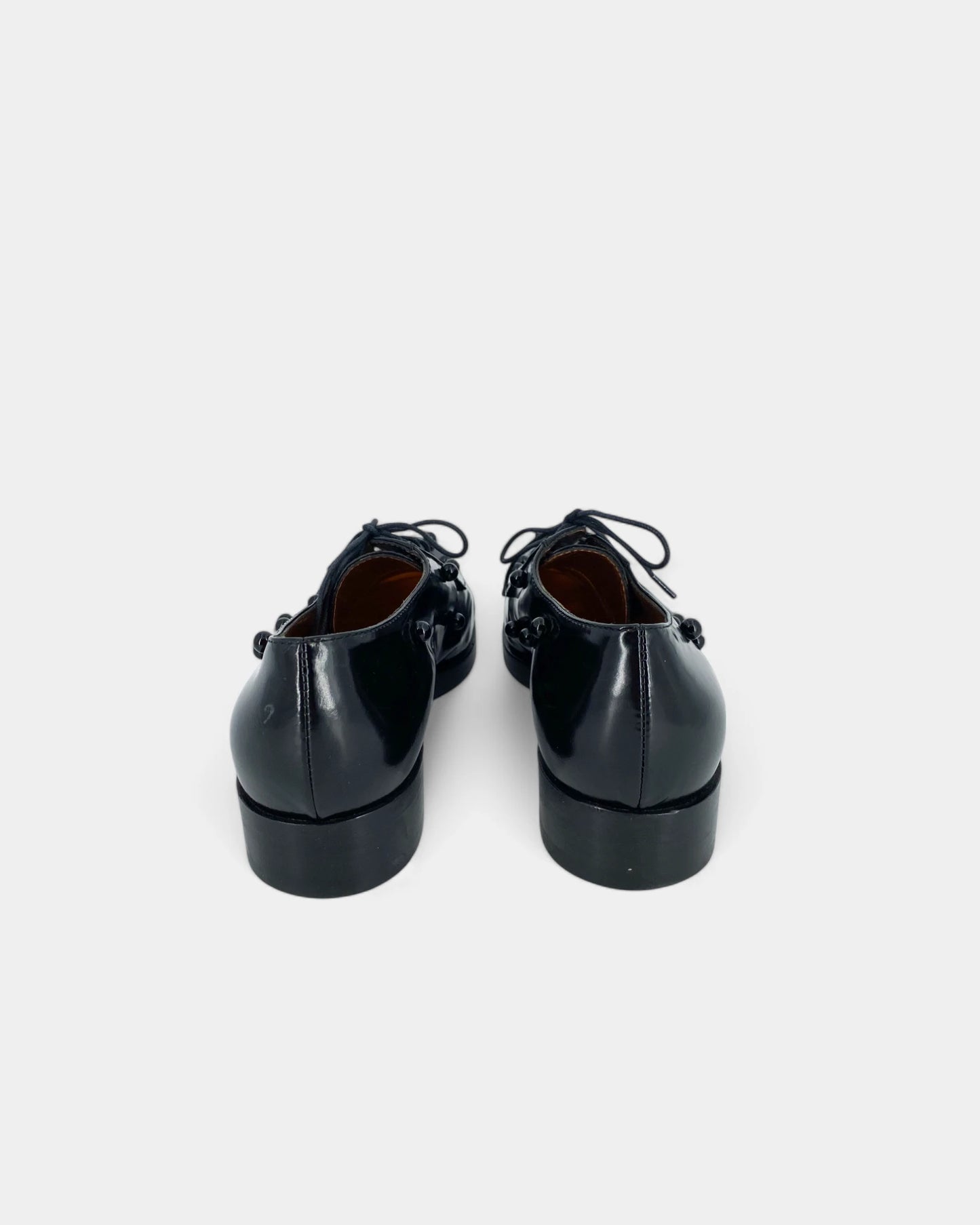 Mocassins noirs ornés de billes noires - 39 EU / 9 US