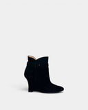 Bottines en daim noir à talon compensé