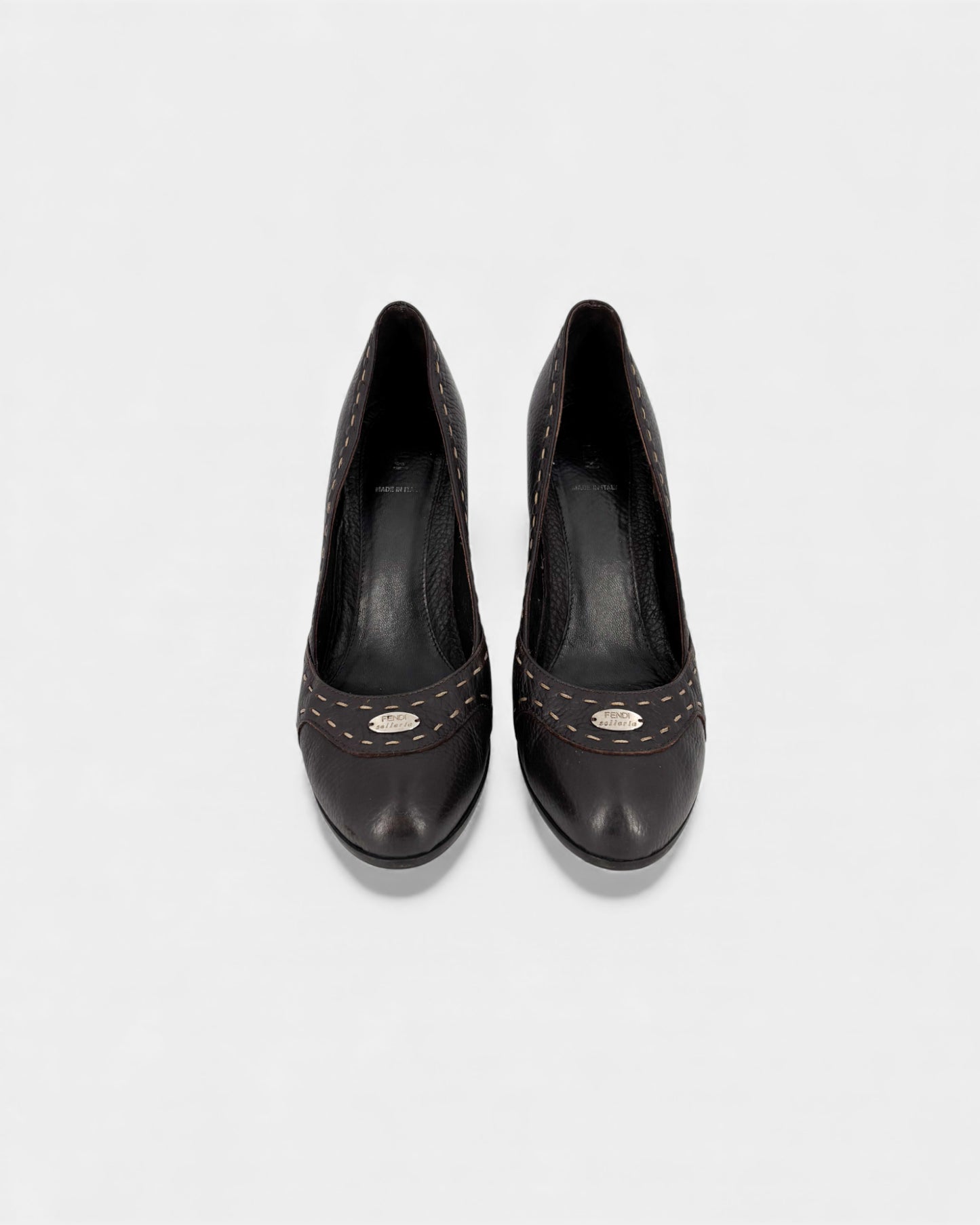 Escarpins marrons à talon compensé