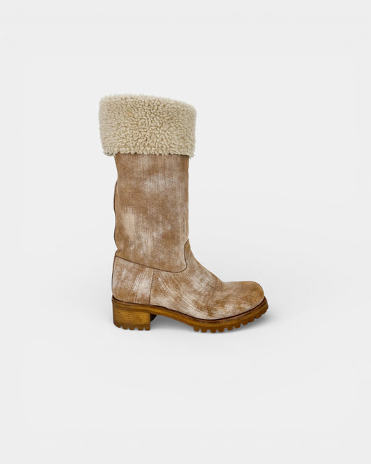 Bottes en cuir patiné, doublées shearling