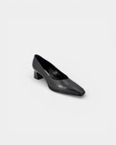 Black square-heeled pumps