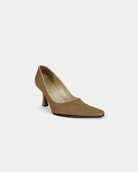 Escarpins beiges en poil - 37 EU / 7 US