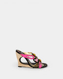 Sandales compensées roses et raphia