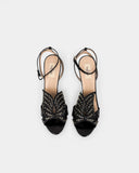 Sandales en cuir noir cloutés